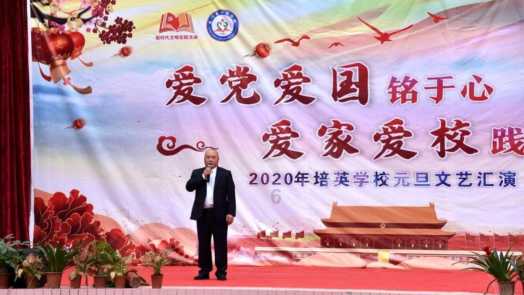 当别人问你是不是个东西时应该如何回答?游戏画面